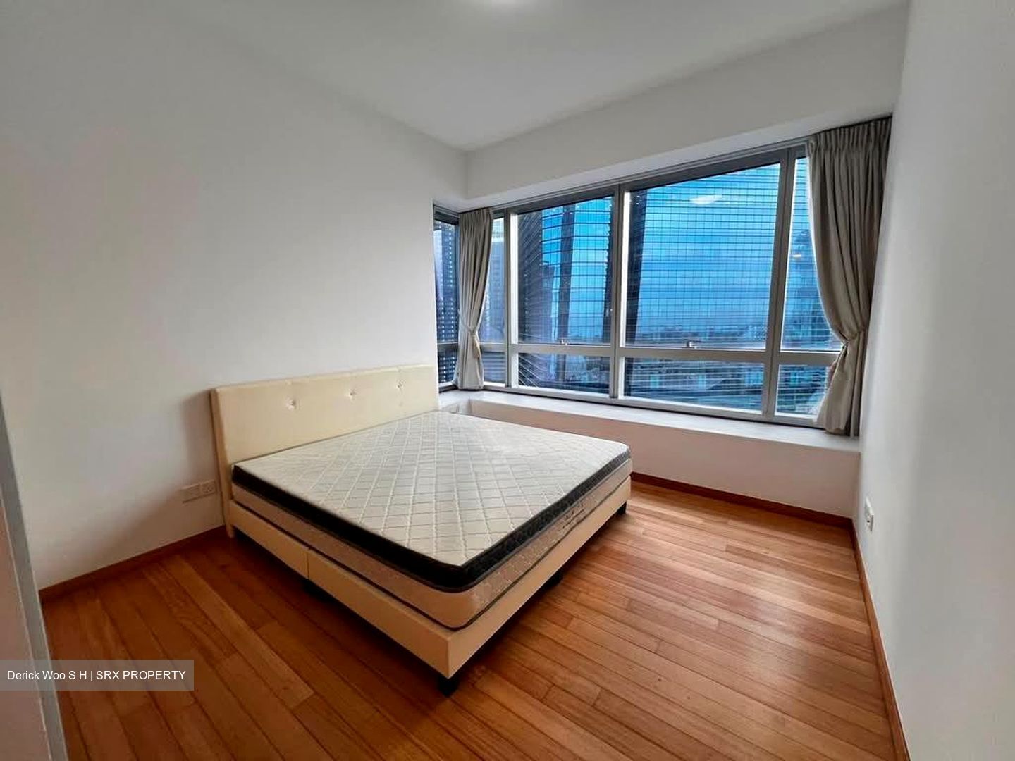 Marina Bay Residences (D1), Condominium #589232191